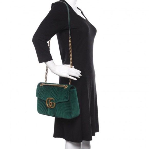 Gucci GG Medium Marmont Matelasse Bag - Picture 3 of 17